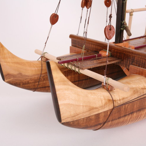 Sailing canoe model